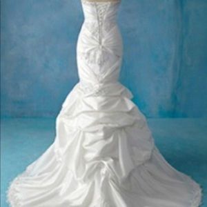 Wedding dress size 4